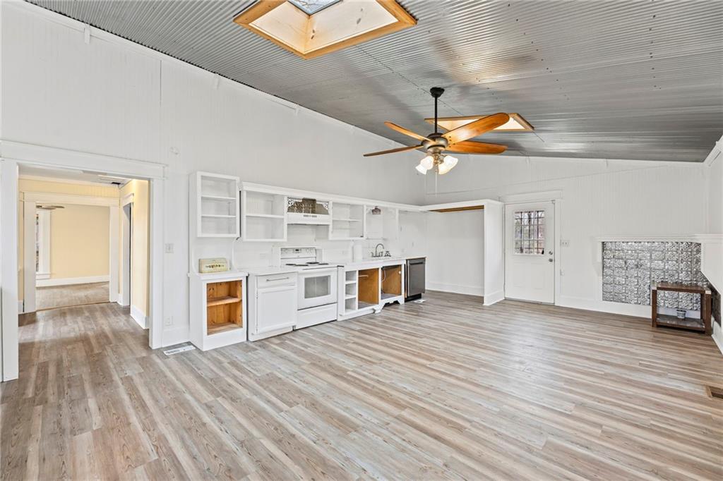 302 East Hulett Street Edgerton, KS 66021 - Photo 15 of 38