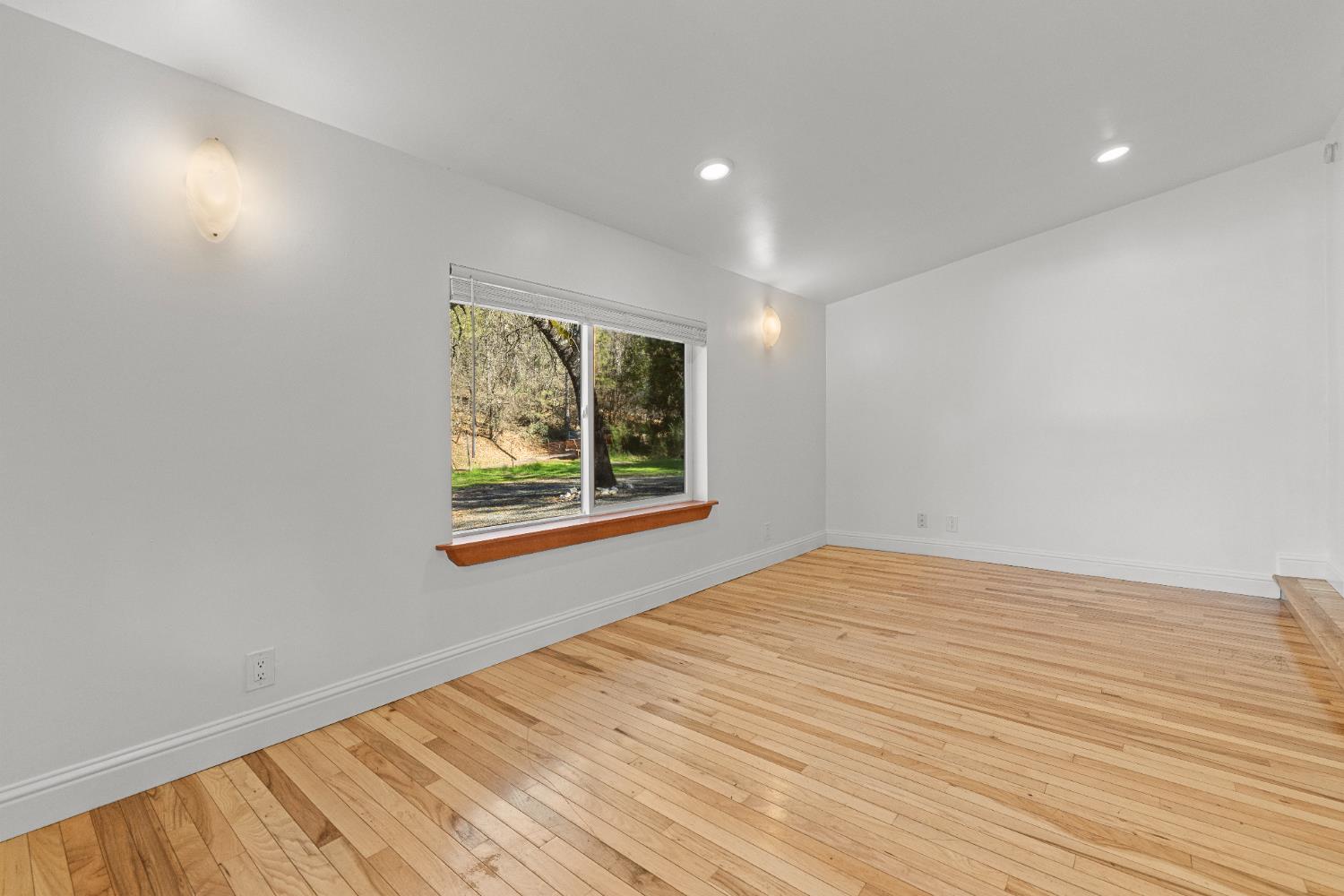 881 Livingston Road Meadow Vista, CA 95722 - Photo 6 of 31