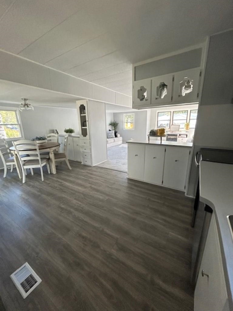 512 Canterbury Drive Exeter, NH 03833 - Photo 8 of 25