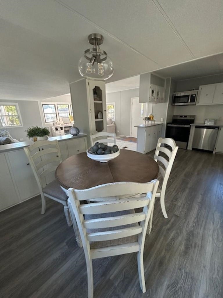 512 Canterbury Drive Exeter, NH 03833 - Photo 9 of 25