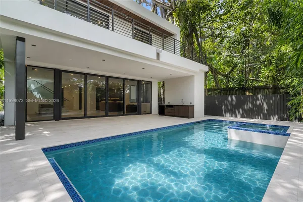 $6,400,000 | 3983 Kumquat Avenue, Miami, FL 33133