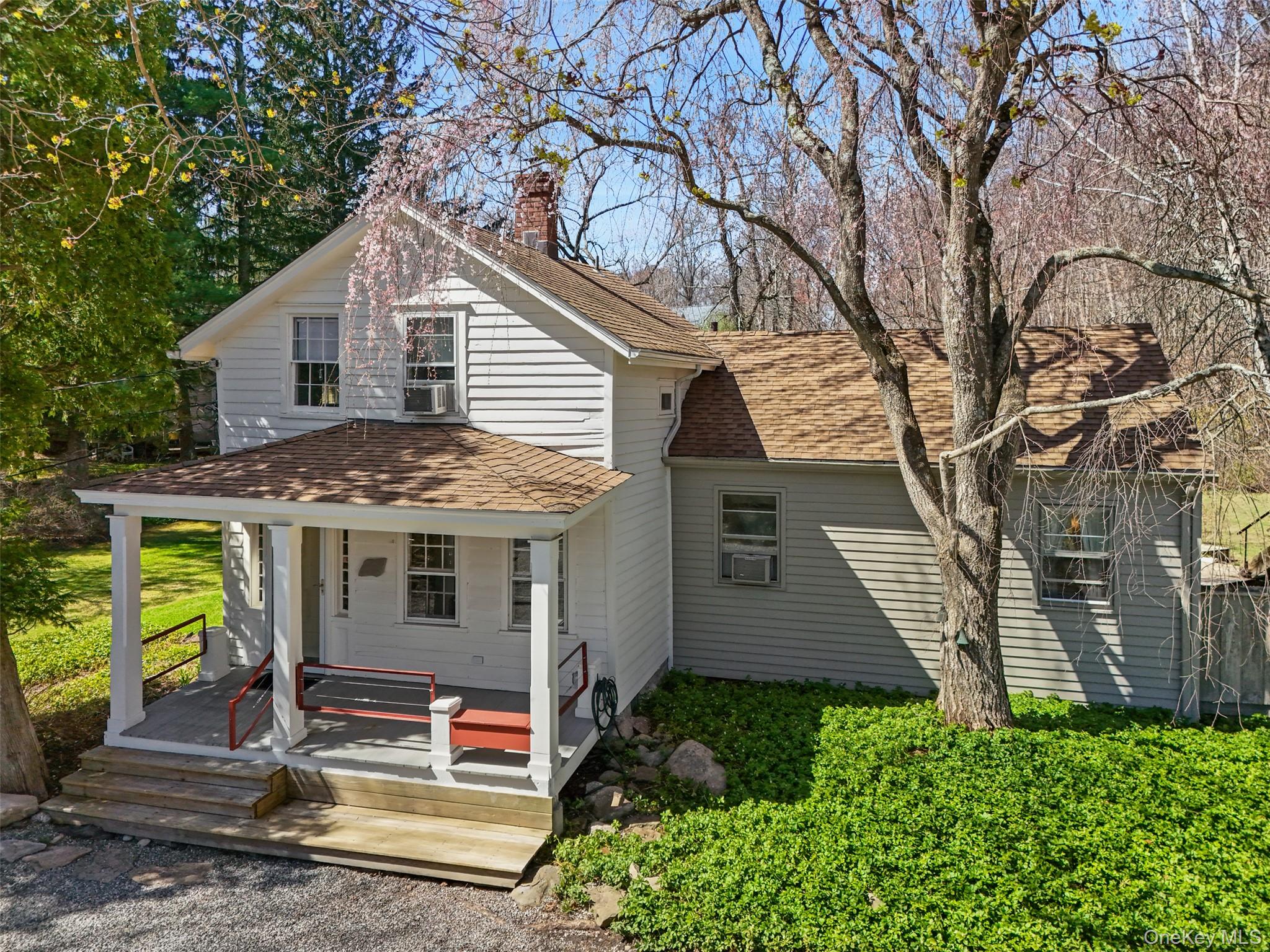 182 Smith Ridge Road South Salem, NY 10590 - Photo 3 of 26