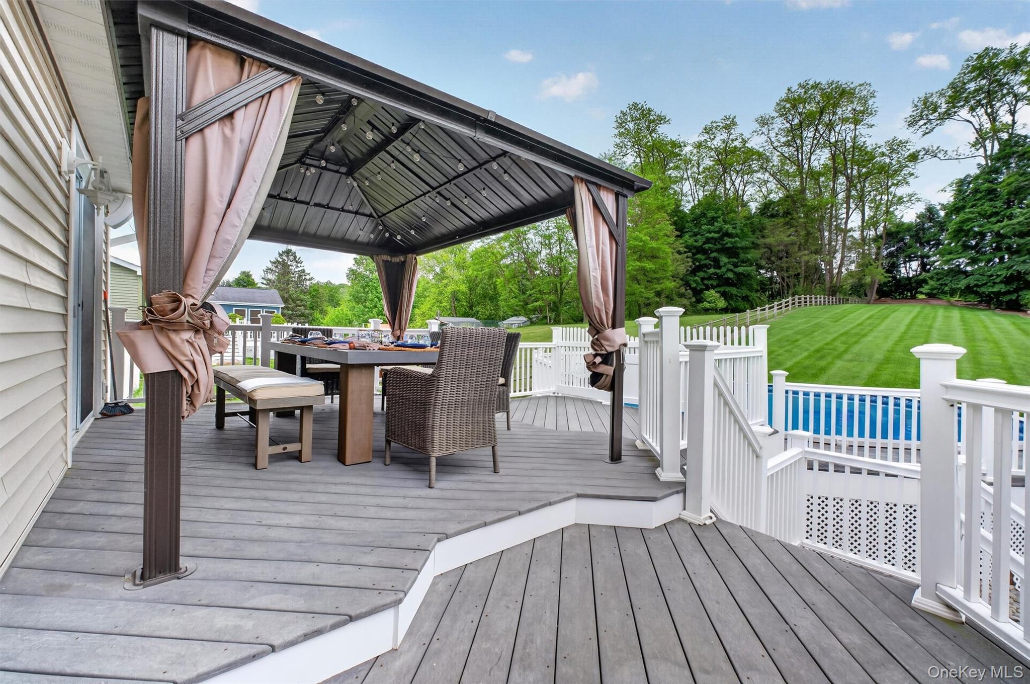 46 Camelot Road Poughkeepsie, NY 12601 - Photo 35 of 50
