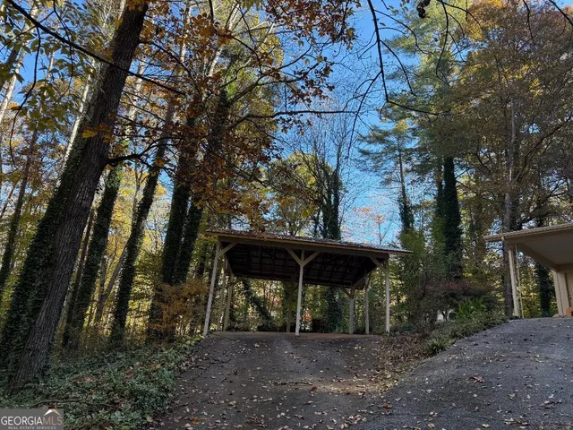 a view of a outdoor space