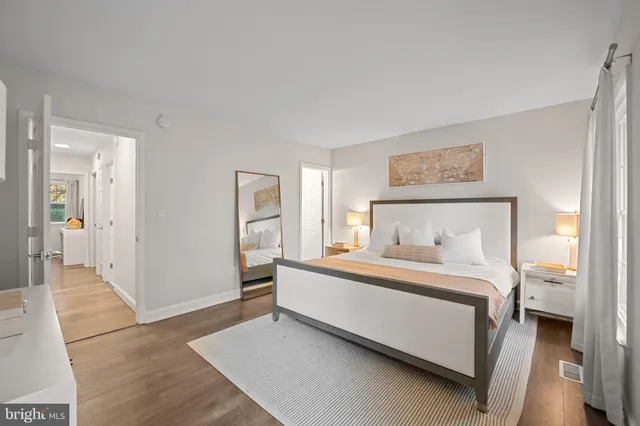 $4,800 | 4311 Massachusetts Avenue Northwest, Washington, DC 20016