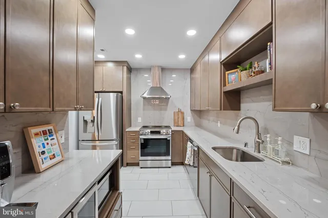 $4,800 | 4311 Massachusetts Avenue Northwest, Washington, DC 20016