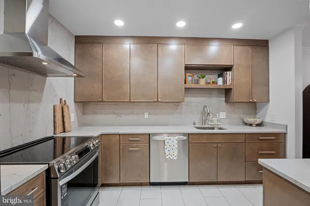 $4,800 | 4311 Massachusetts Avenue Northwest, Washington, DC 20016