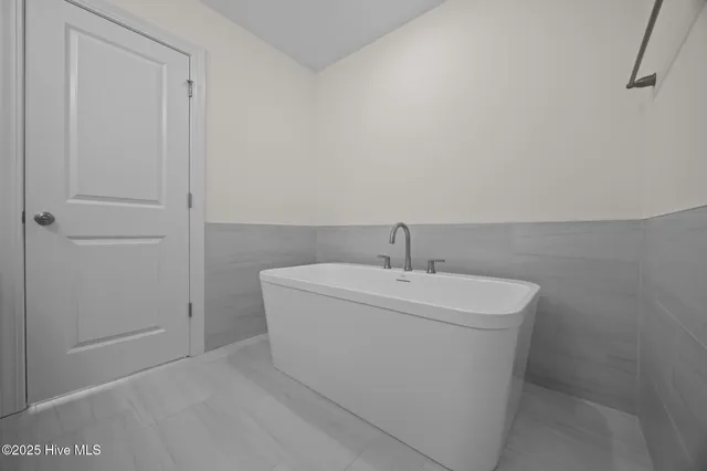 $289,900 | 2108 Dartford Drive, Unit B, Greenville, NC 27834