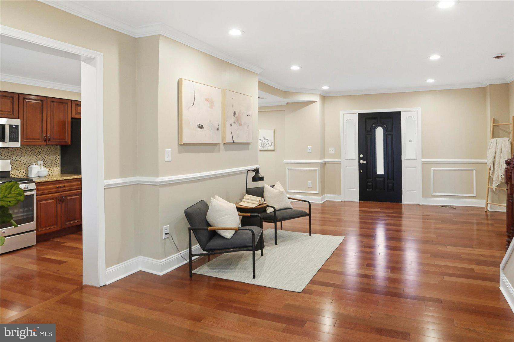 1913 Chelsea Road Baltimore, MD 21216 - Photo 4 of 38 Gallery Image 4