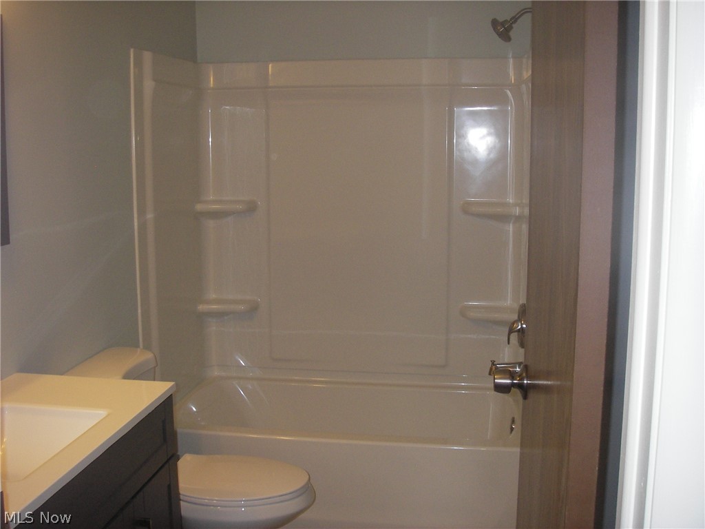 4505 Grayton Road, Unit 46 Cleveland, OH 44135 - Photo 11 of 20 Gallery Image 11