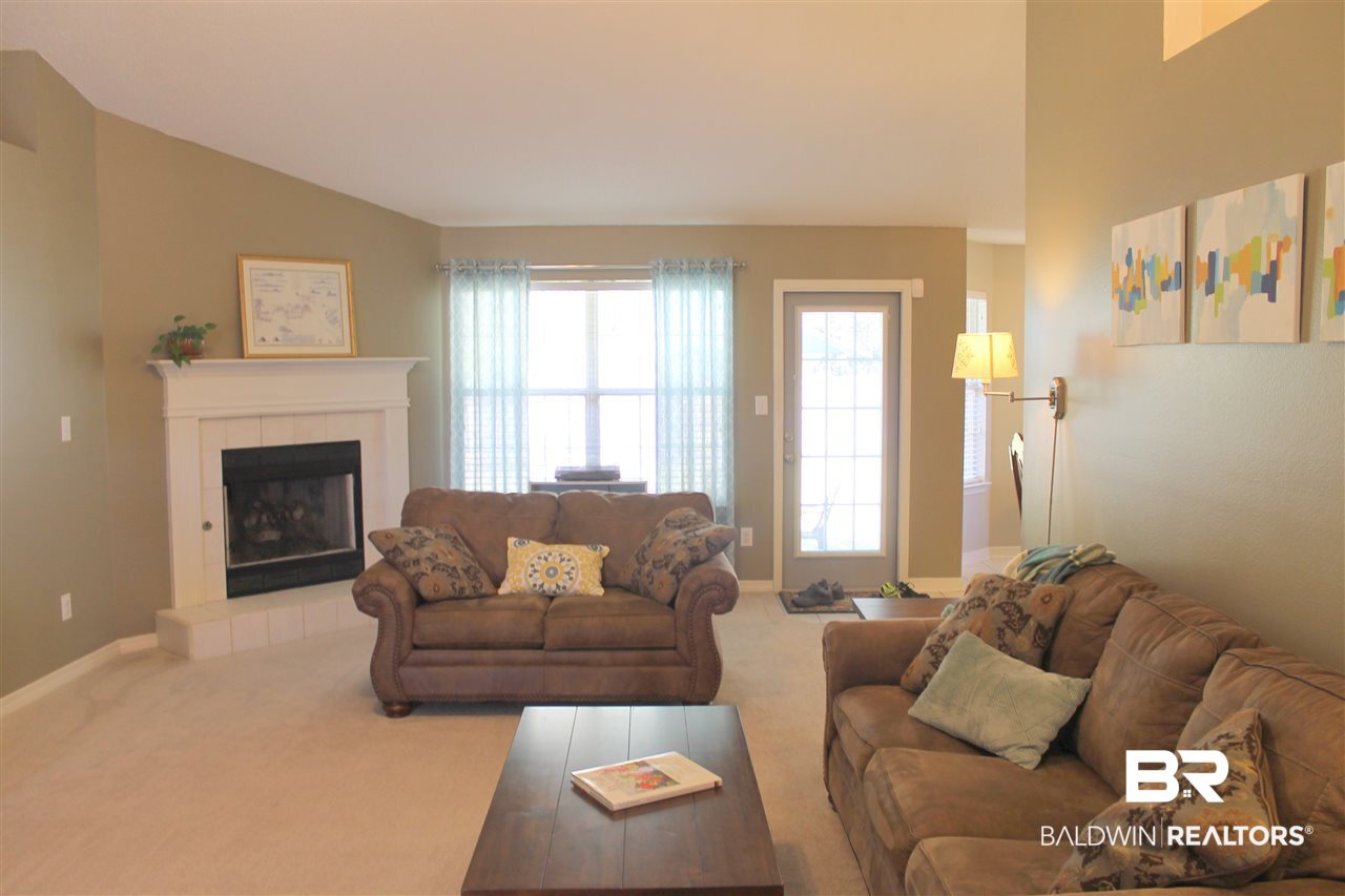 7593 Fresh Water Drive Daphne, AL 36527 - Photo 6 of 31 Living Room