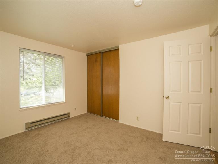 2152 Northeast Wells Acres Road Bend, OR 97701 - Photo 4 of 13 Additional Photo