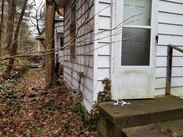 2046 Laketon Road Pittsburgh, PA 15221 - Photo 14 of 15 Gallery Image 14