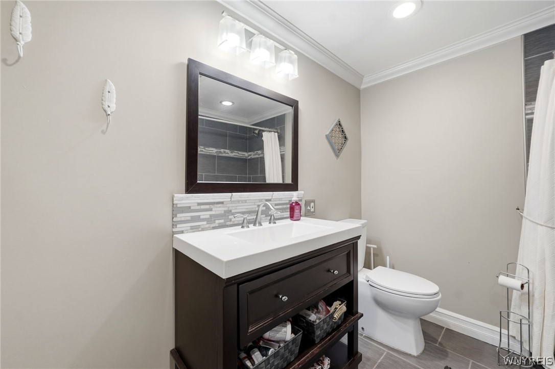 39 South Irwinwood Road Lancaster, NY 14086 - Photo 32 of 45