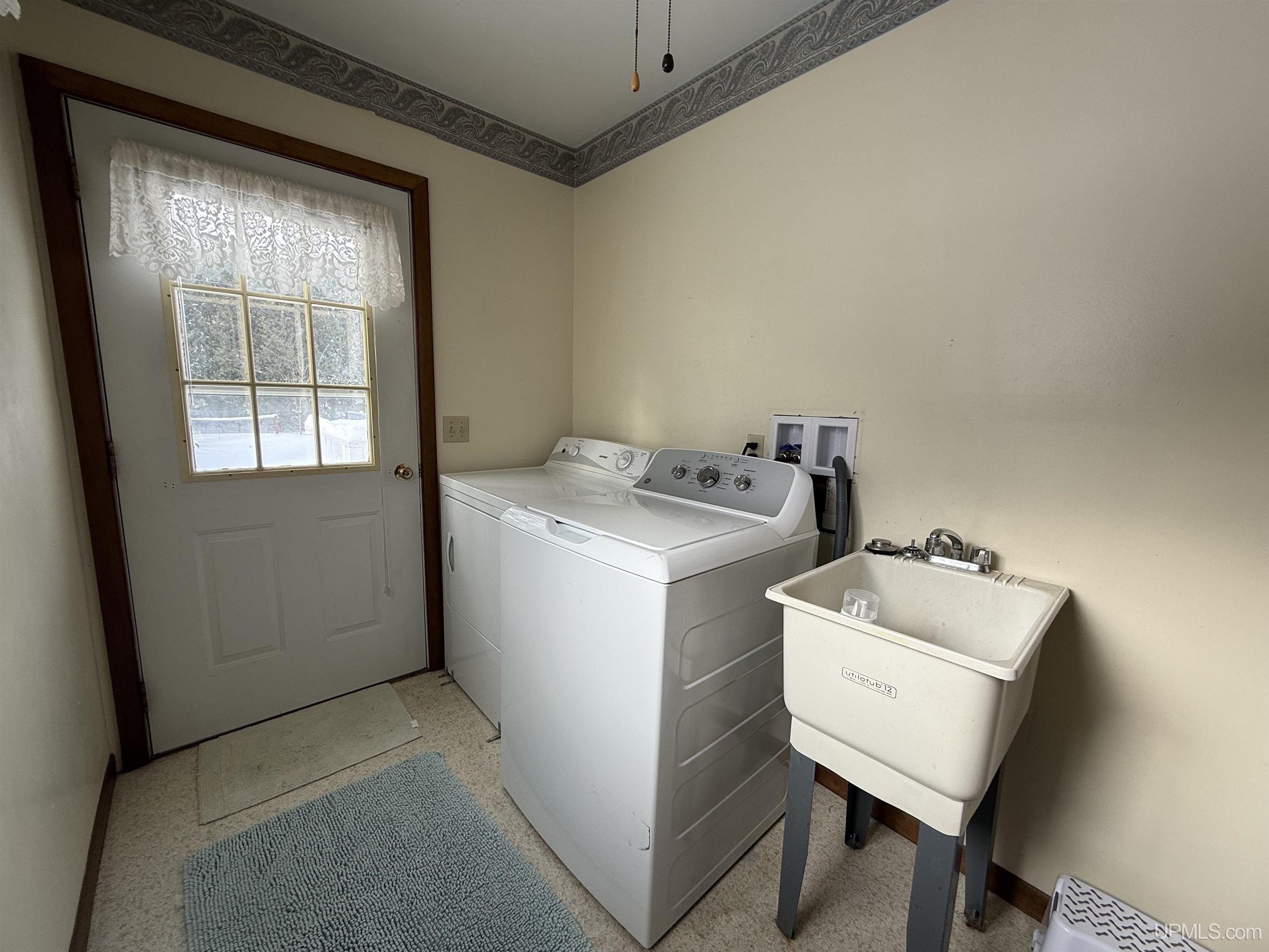 175 North Maple Street Gwinn, MI 49841 - Photo 14 of 24