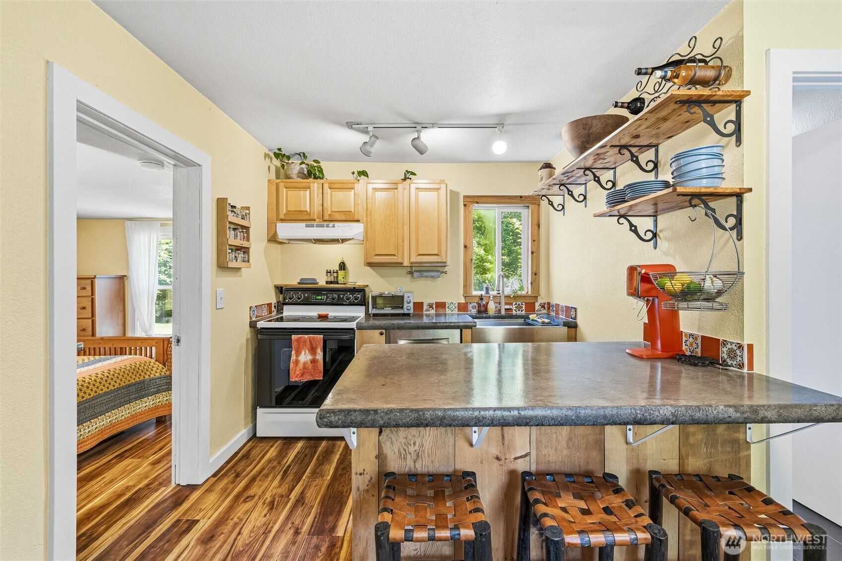 1135 Lake Samish Road Bellingham, WA 98229 - Photo 6 of 37 Gallery Image 6