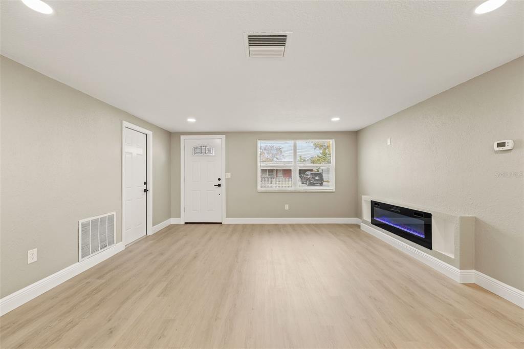 7120 Mayfield Drive Port Richey, FL 34668 - Photo 11 of 45 Gallery Image 11
