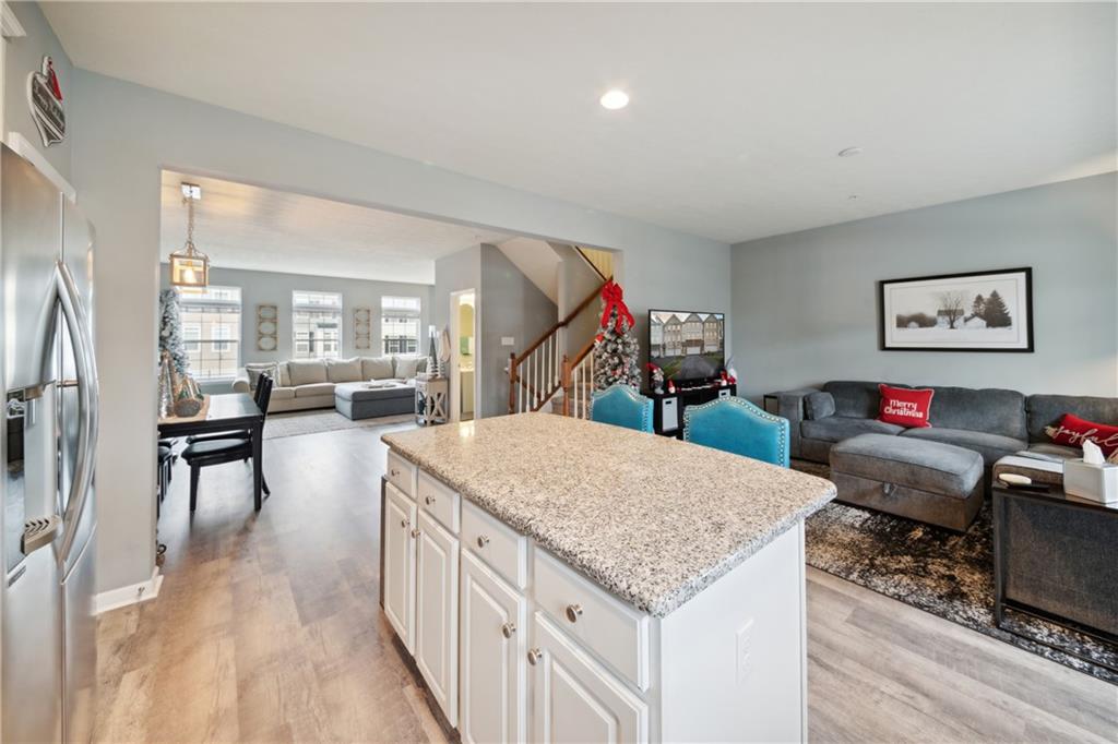 25 Truman Circle McKees Rocks, PA 15136 - Photo 6 of 25 a living room with furniture and a wooden floor