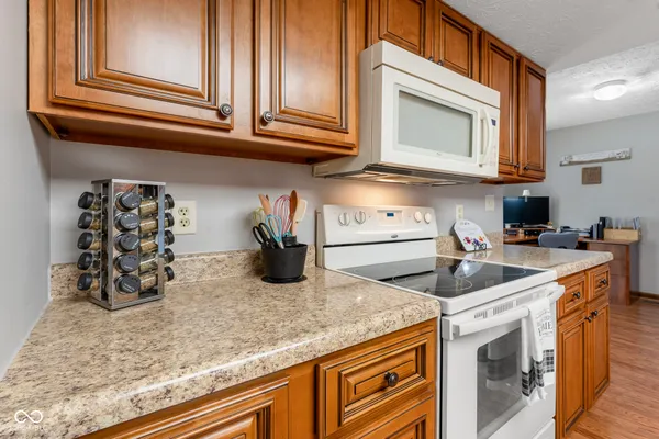 $335,000 | 1734 Beech Circle, Plainfield, IN 46168