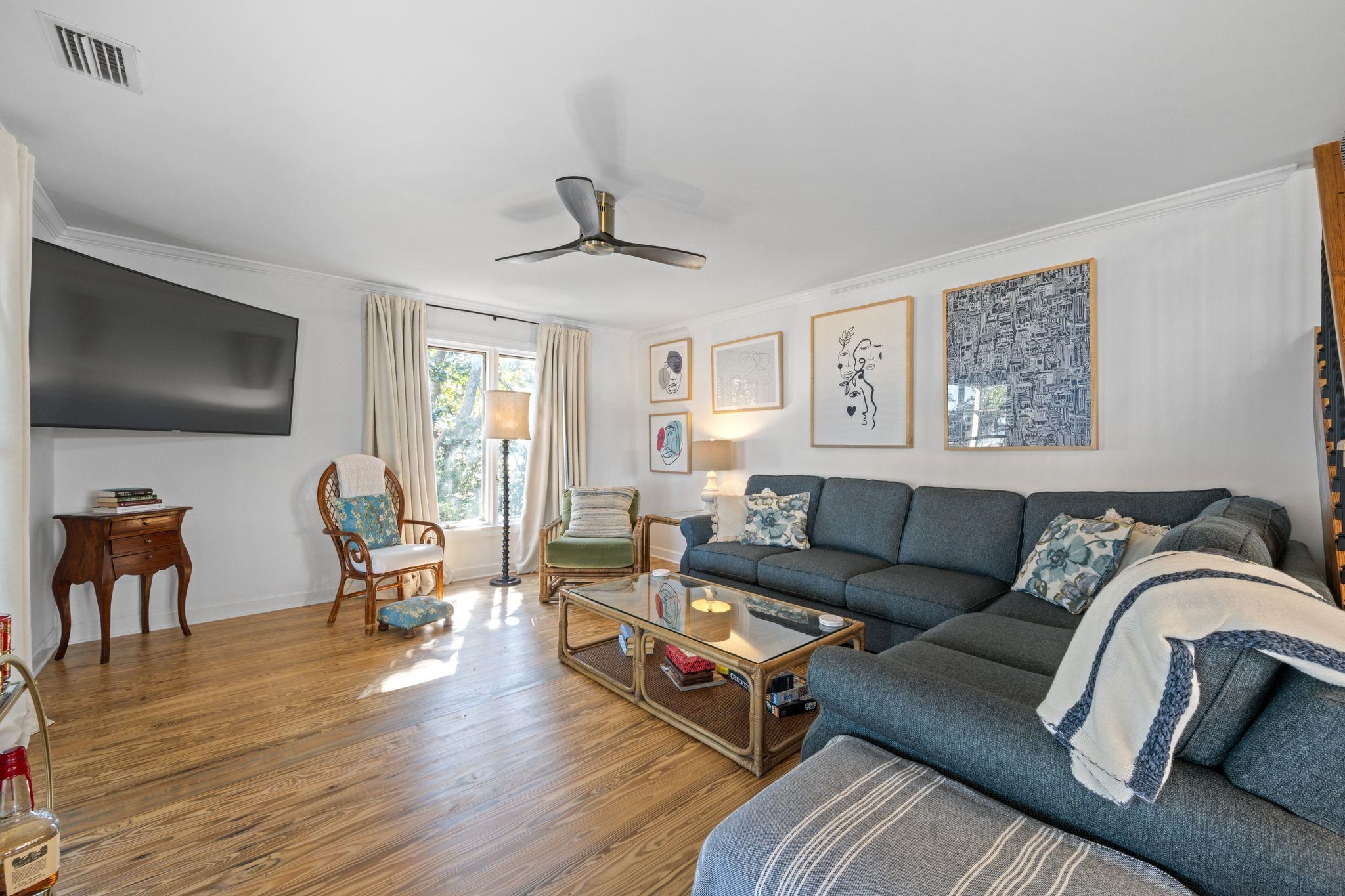 7646 Spring Branch Road Elberta, AL 36530 - Photo 13 of 85 Living Room