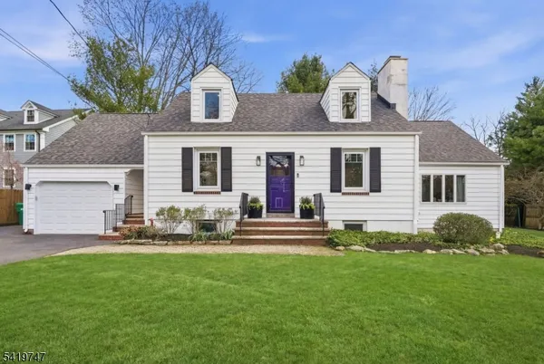 $699,000 | 81 Mountain Avenue, Mendham, NJ 07945