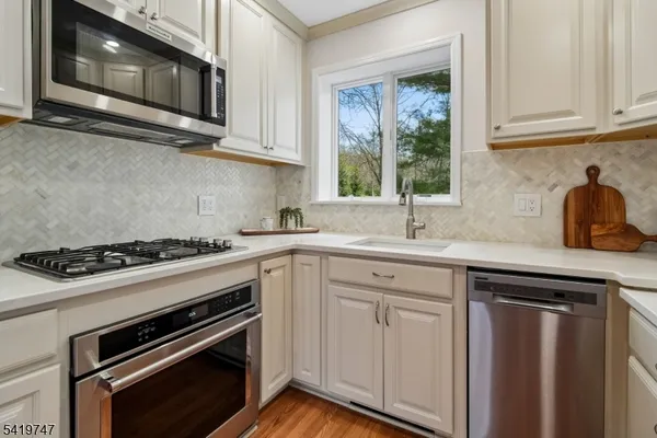 $699,000 | 81 Mountain Avenue, Mendham, NJ 07945
