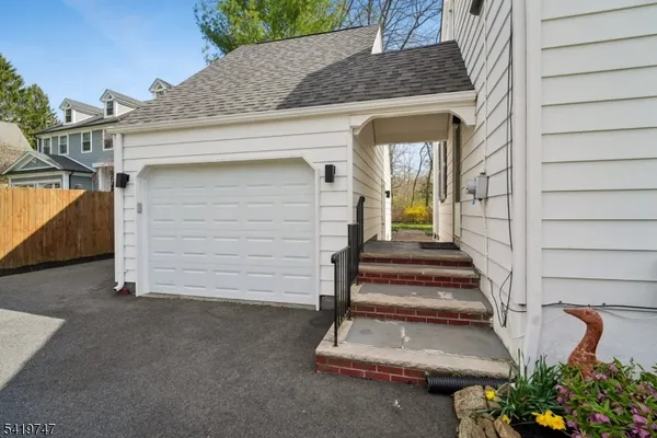 $699,000 | 81 Mountain Avenue, Mendham, NJ 07945