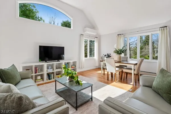 $699,000 | 81 Mountain Avenue, Mendham, NJ 07945