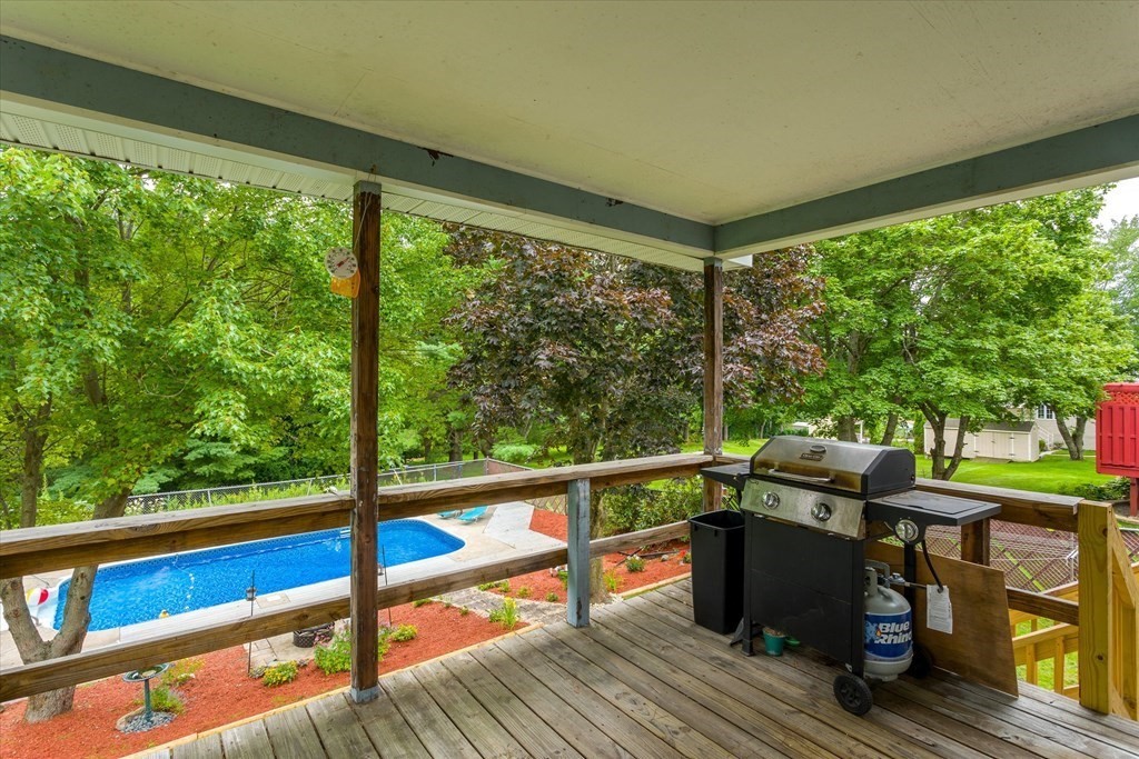 7 Old Farm Road Auburn, MA 01501 - Photo 20 of 26 Gallery Image 20