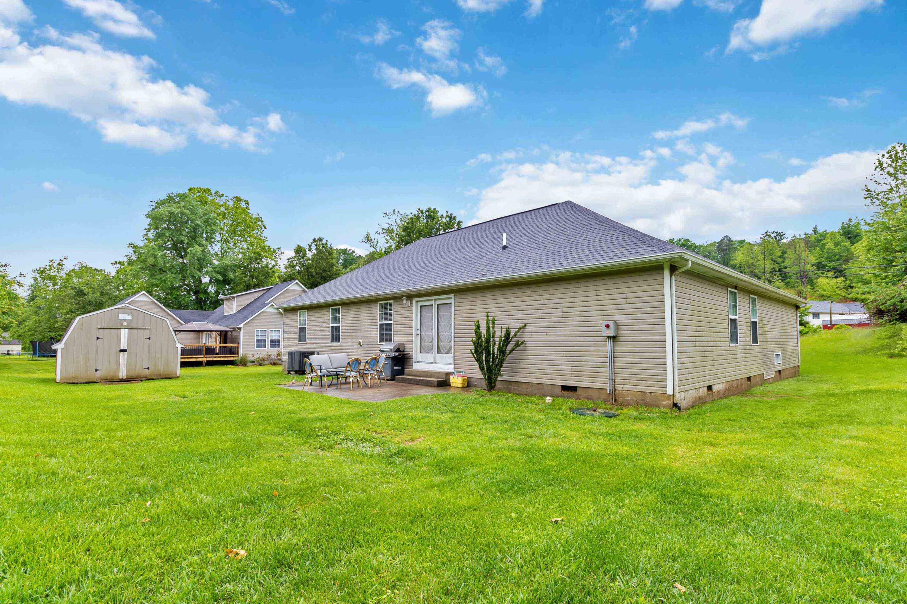 832 Sasser School Road London, KY 40744 - Photo 4 of 34 0F2B9485-AFAB-419C-8511-34F343506EBB