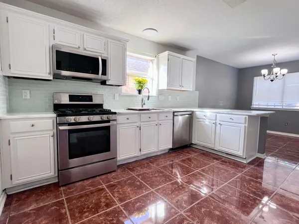 $2,950 | 19514 Azalea Valley Drive, Katy, TX 77449