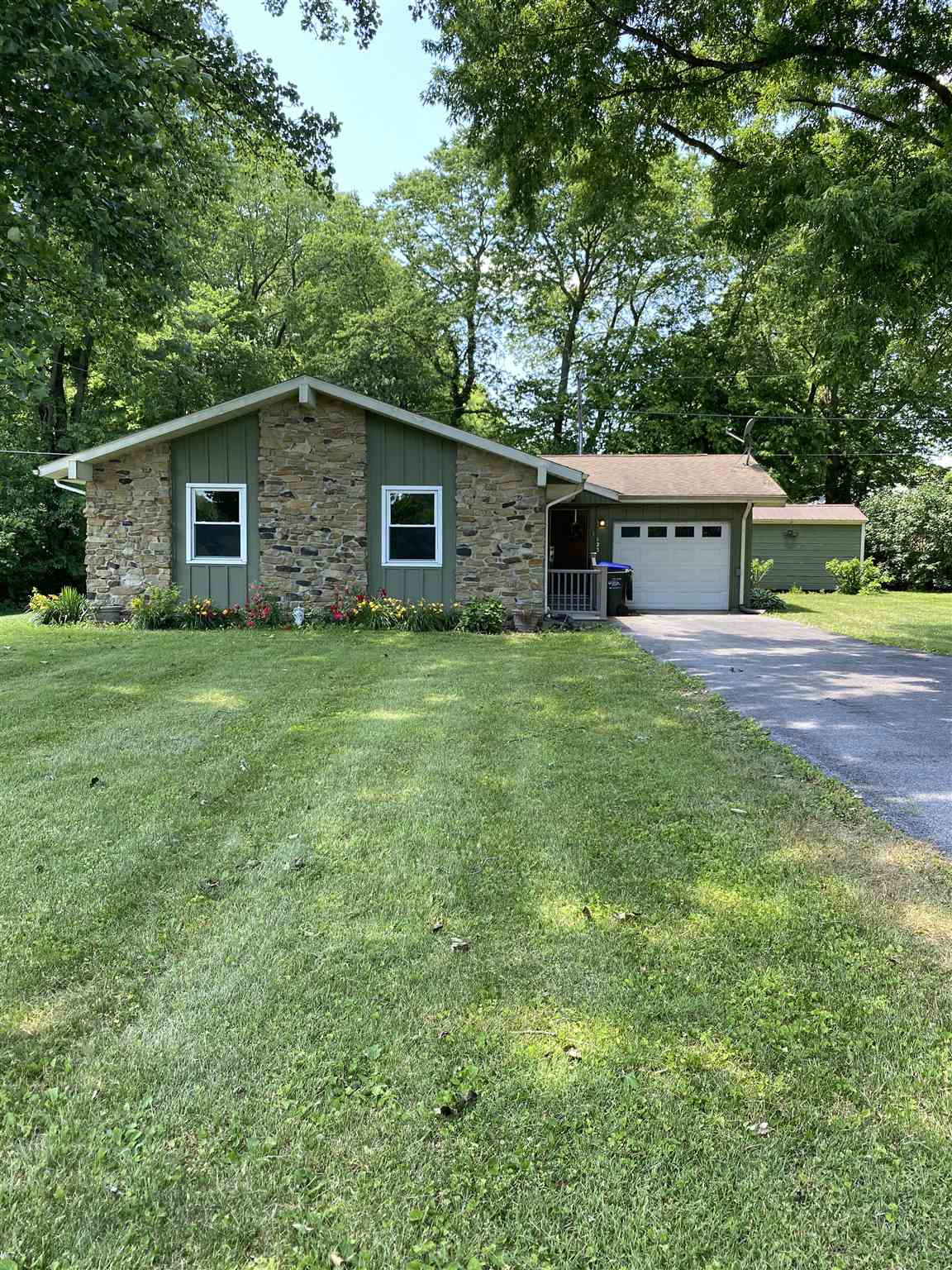 123 Riley Meadows Drive Delphi, IN 46923 - Photo 2 of 26 Gallery Image 2