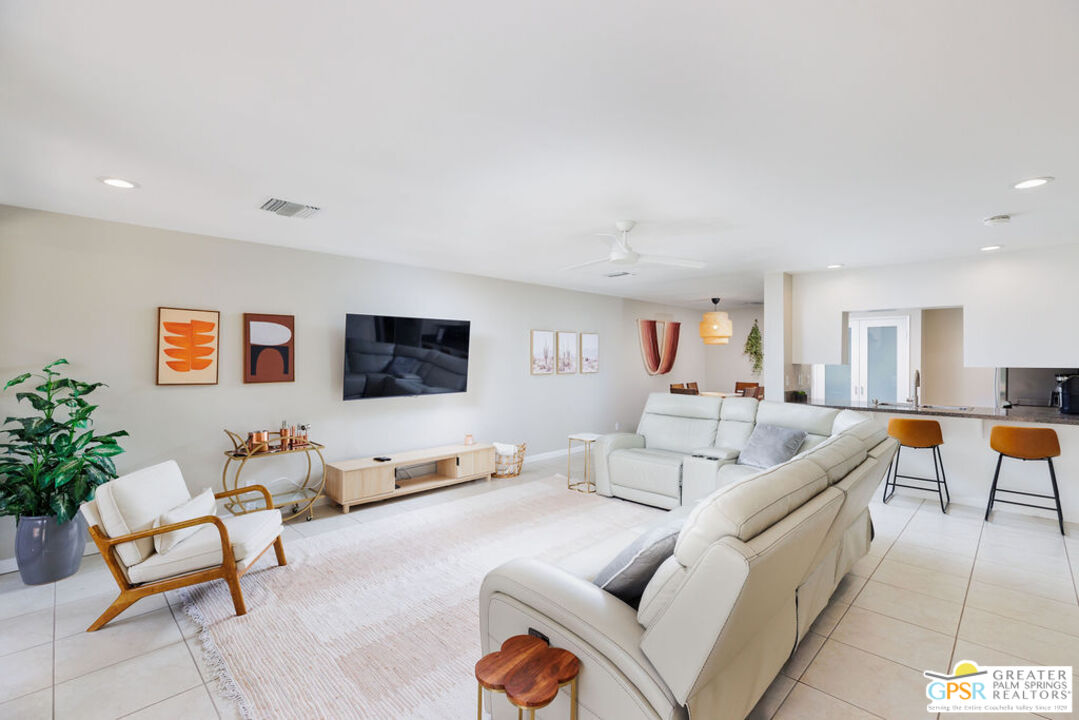 2544 North Whitewater Club Dr Unit C  