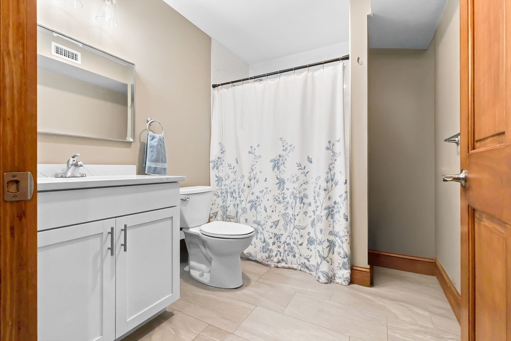 44 Maple Street, Unit 10 Danvers, MA 01923 - Photo 14 of 15