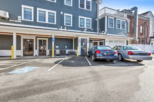 $1,900 | 44 Maple Street, Unit 10, Danvers, MA 01923