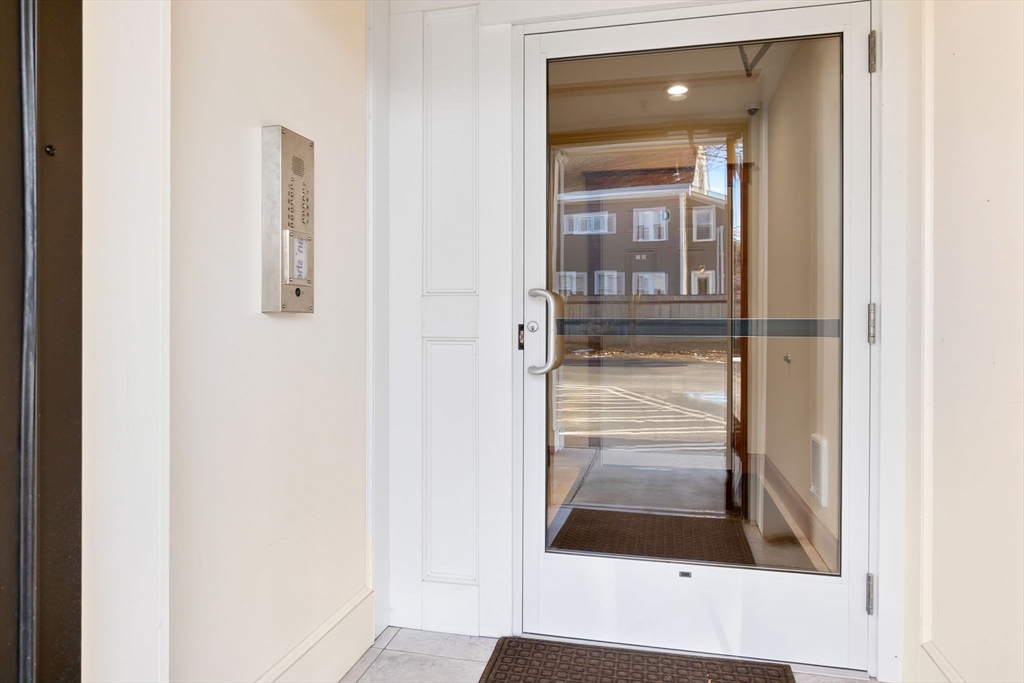 44 Maple Street, Unit 10 Danvers, MA 01923 - Photo 4 of 15