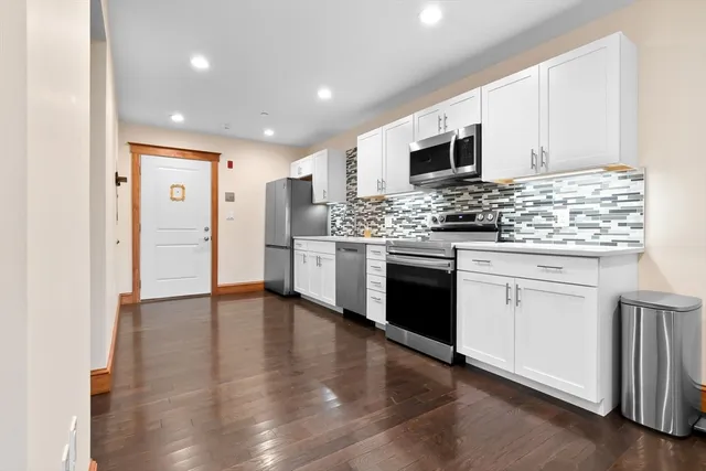 $1,900 | 44 Maple Street, Unit 10, Danvers, MA 01923