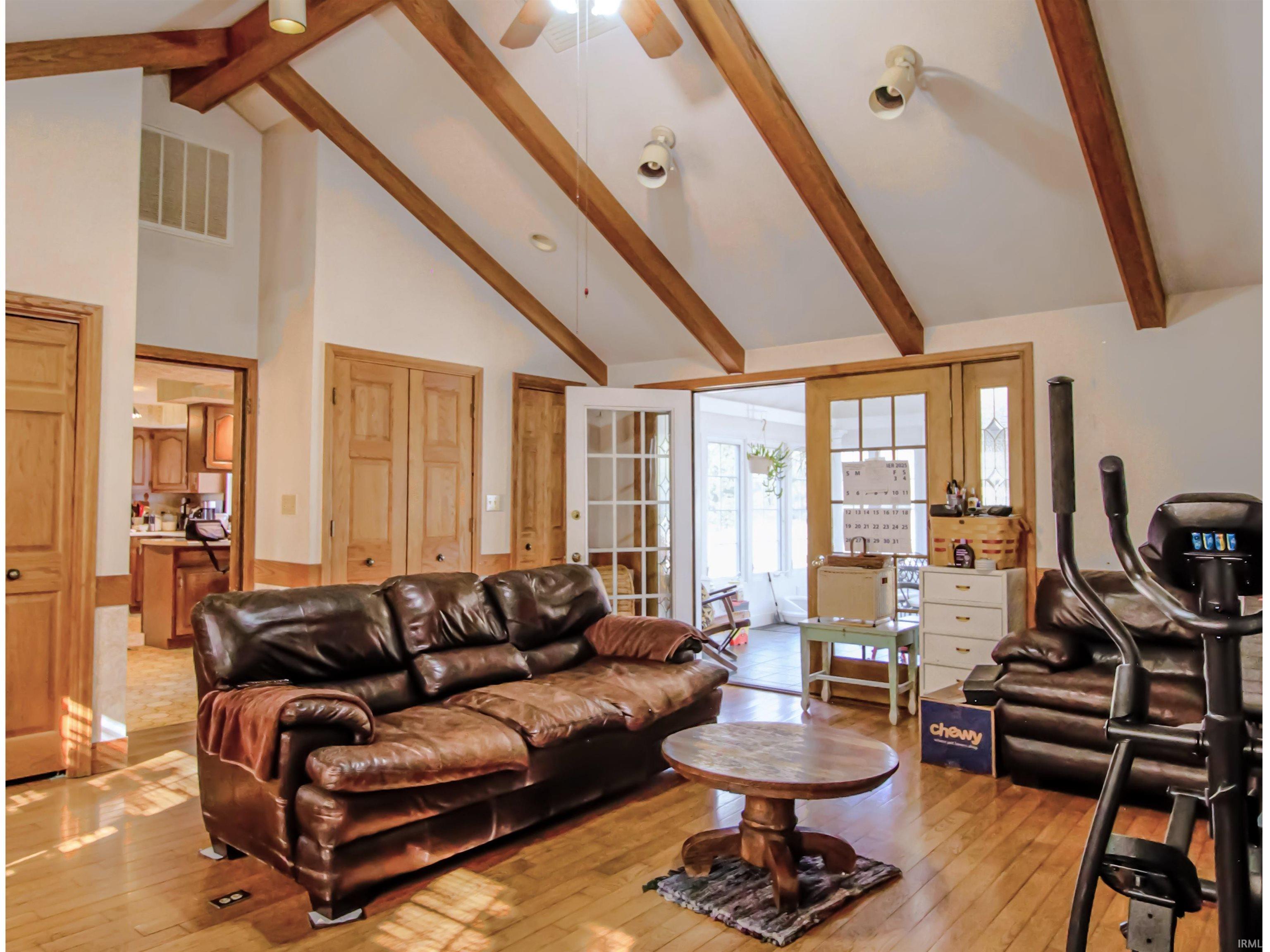 7 Mapleton Drive Bedford, IN 47421 - Photo 4 of 31