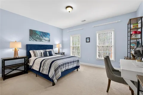 $715,000 | 5492 Glenridge Drive, Unit 580, Sandy Springs, GA 30342