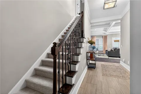 $715,000 | 5492 Glenridge Drive, Unit 580, Sandy Springs, GA 30342