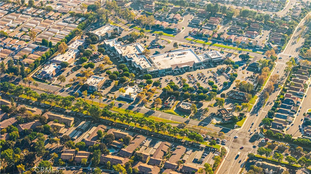 111 Lovelace Irvine, CA 92620 - Photo 52 of 55