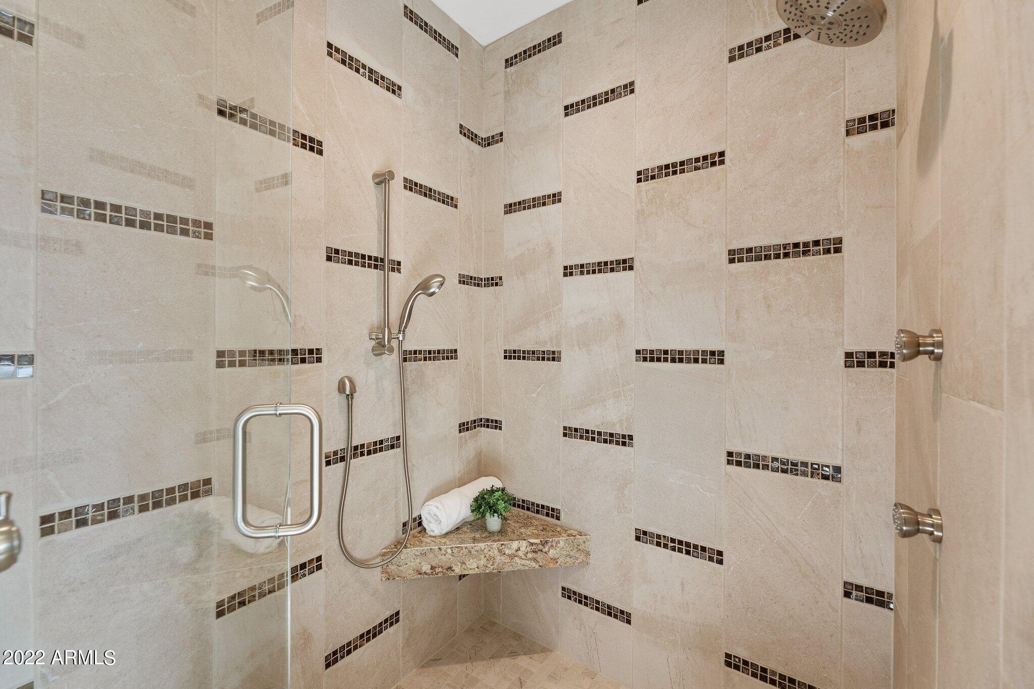 1315 West Irvine Road Phoenix, AZ 85086 - Photo 18 of 34 Primary Shower Detail