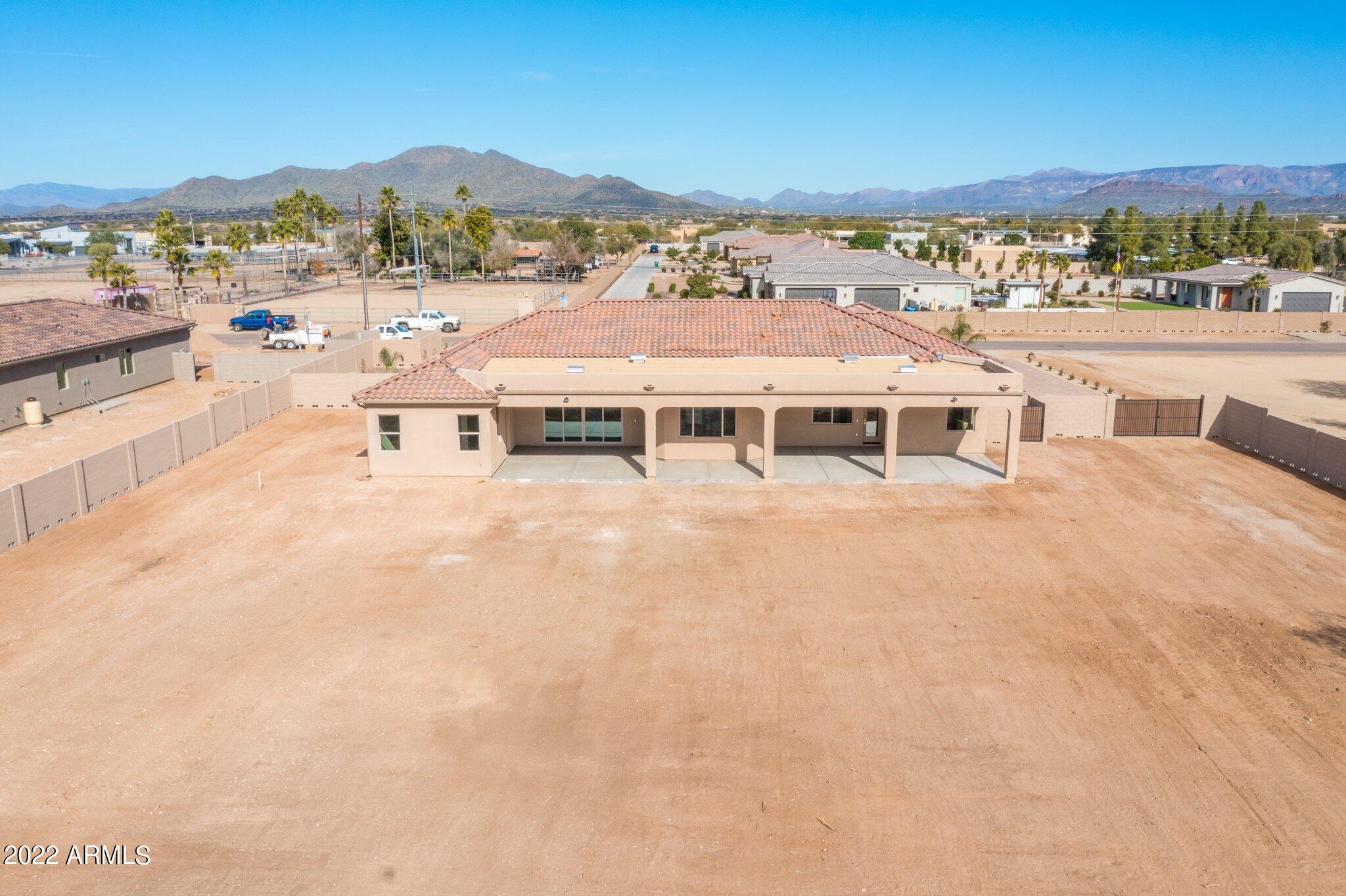 1315 West Irvine Road Phoenix, AZ 85086 - Photo 32 of 34 Plenty of Room to Roam!