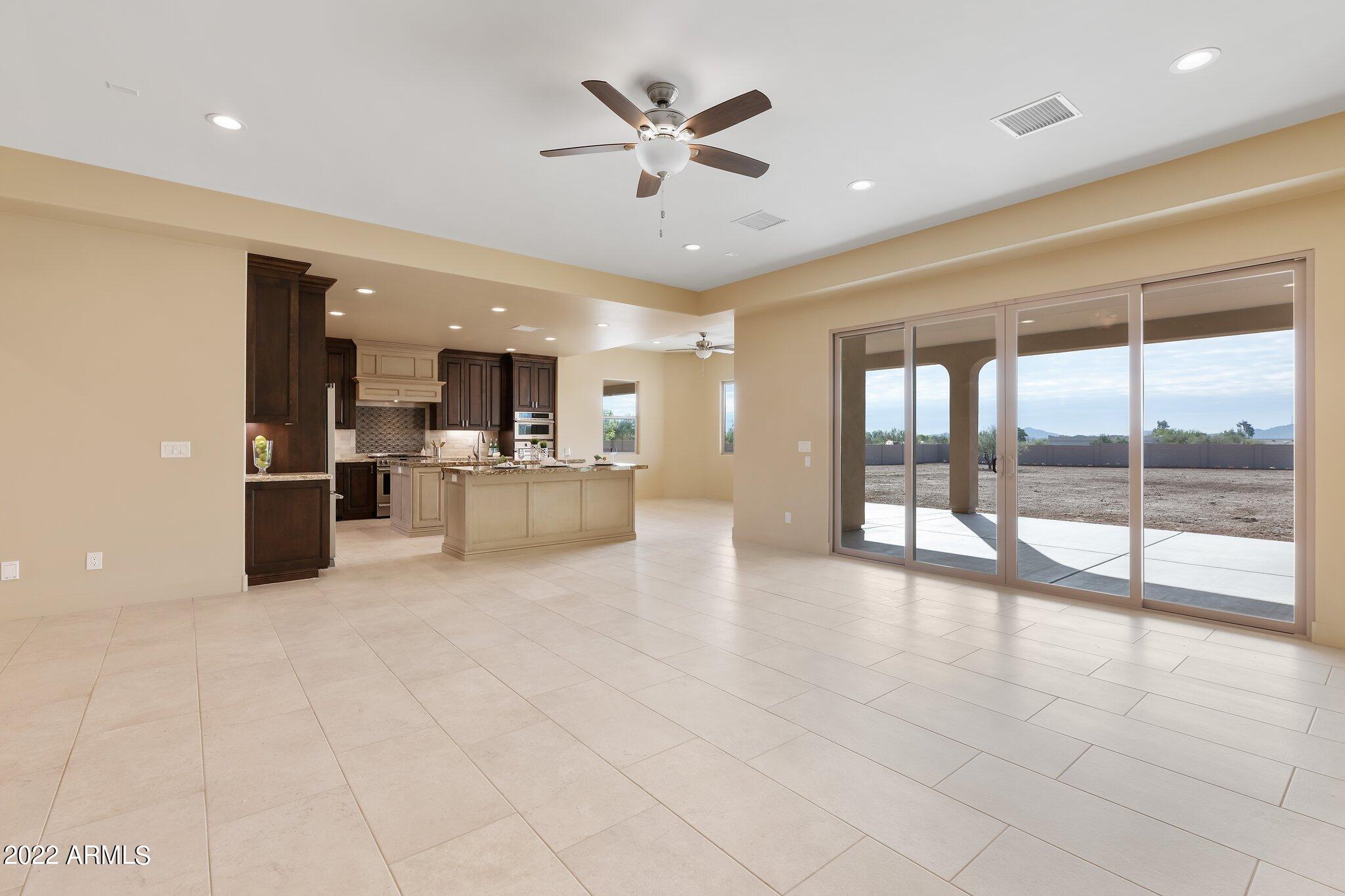 1315 West Irvine Road Phoenix, AZ 85086 - Photo 7 of 34 Open & Entertaining Space