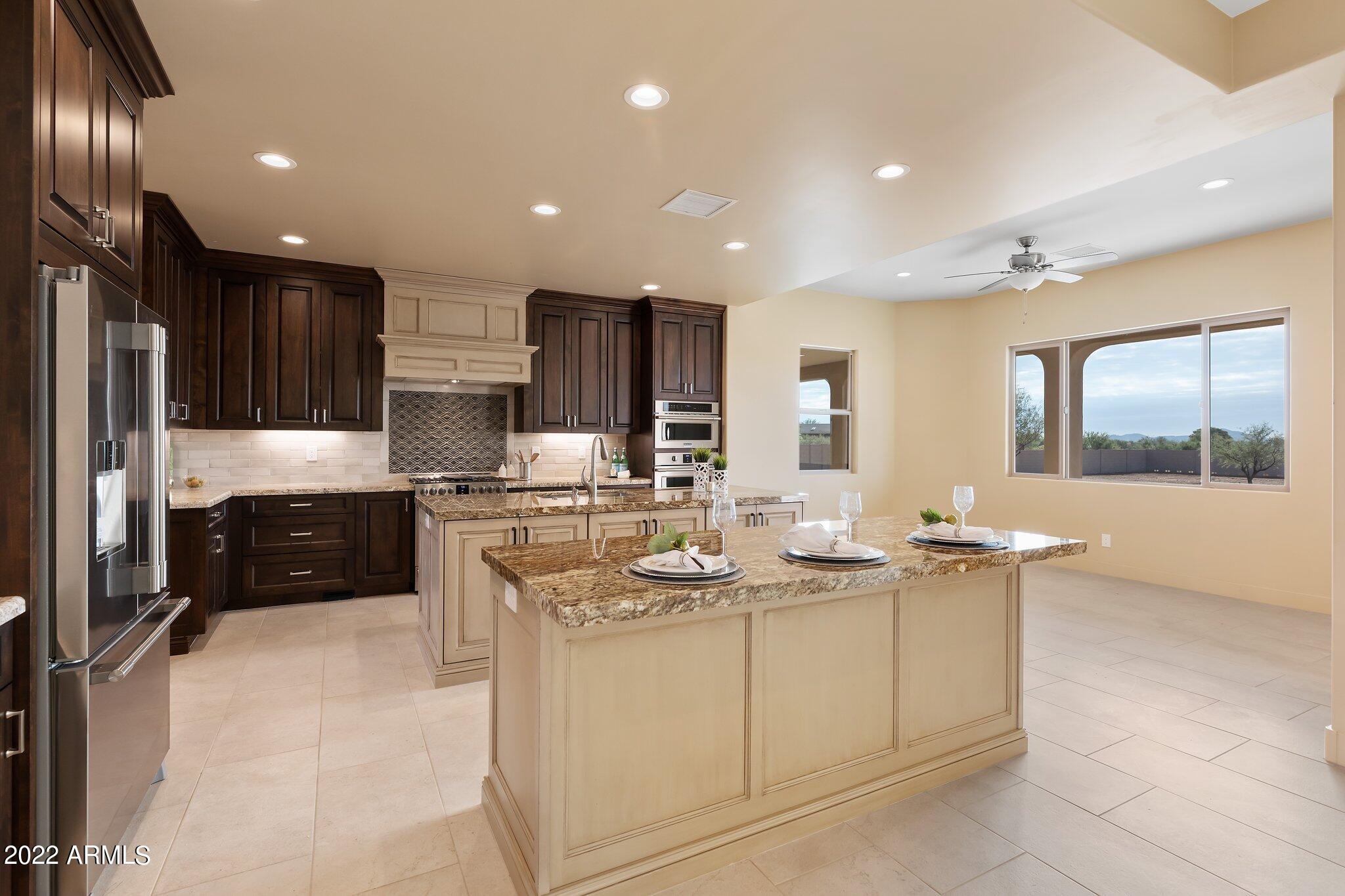 1315 West Irvine Road Phoenix, AZ 85086 - Photo 9 of 34 Double Islands