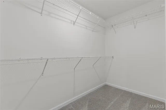 $329,000 | 1016 Fox Manor Court, Staunton, IL 62088