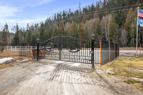 $850,000 | 400333 20th Highway, Cusick, WA 99119