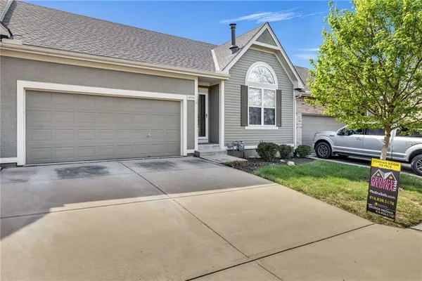 $375,000 | 15715 West 62nd Street, Shawnee, KS 66217