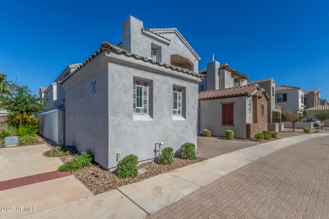 $560,000 | 1526 East Shannon Street, Gilbert, AZ 85295
