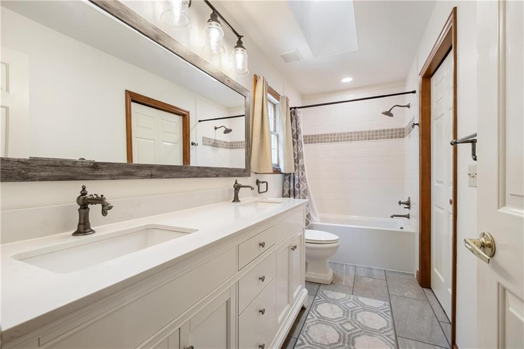 13 Lockwood Road Baden, PA 15005 - Photo 26 of 50 Gallery Image 26